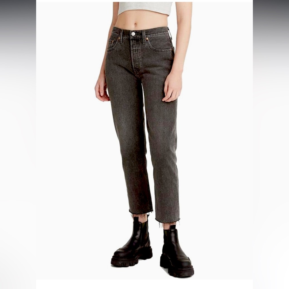 Levi’s 501 Crop Jean
